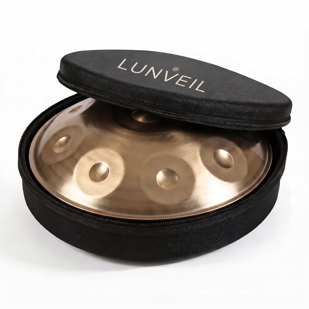 Handpan KAIROSÉ dans sa housse de transport rembourrée Lunveil